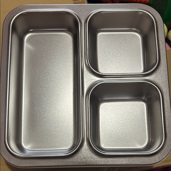 Silver Food Storage Container - Picture 2 of 2